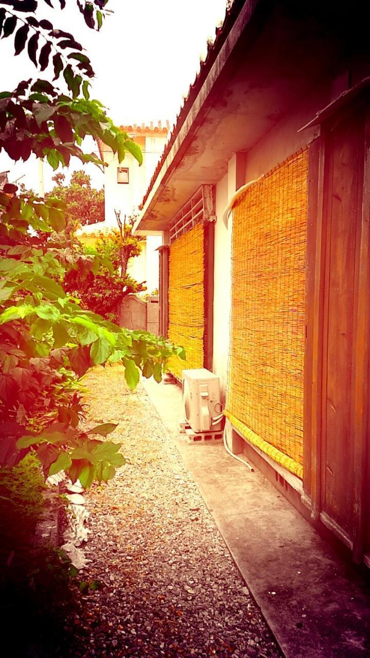 石垣島 一棟貸切りのお宿 ちゅら赤瓦 Ishigaki  Exterior foto